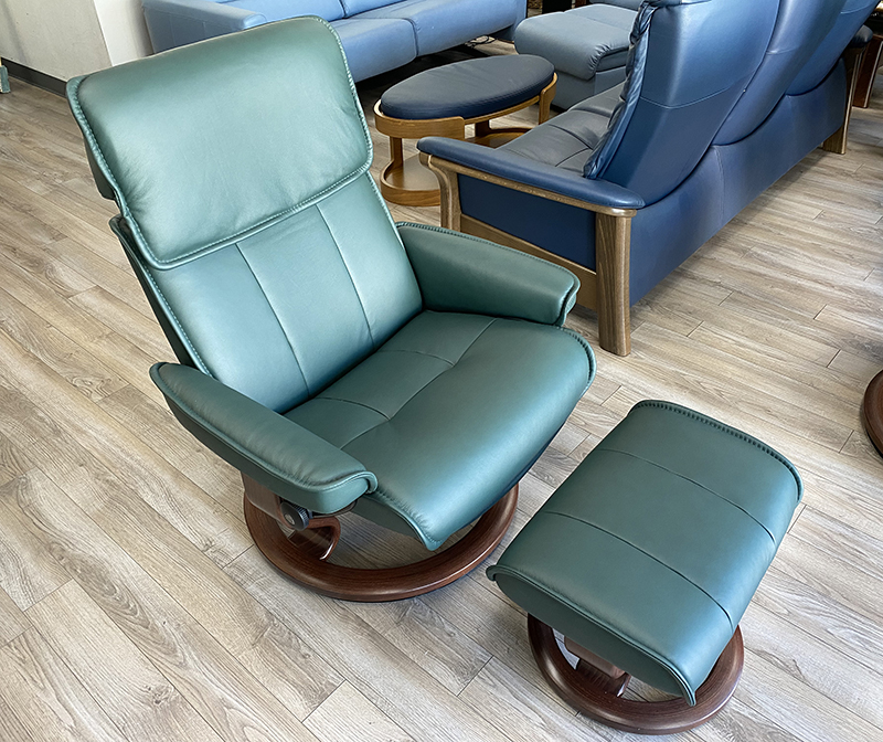 Stressless Admiral Recliner in Dark Green Paloma Leather and Brown Wood Stain Classic Base
