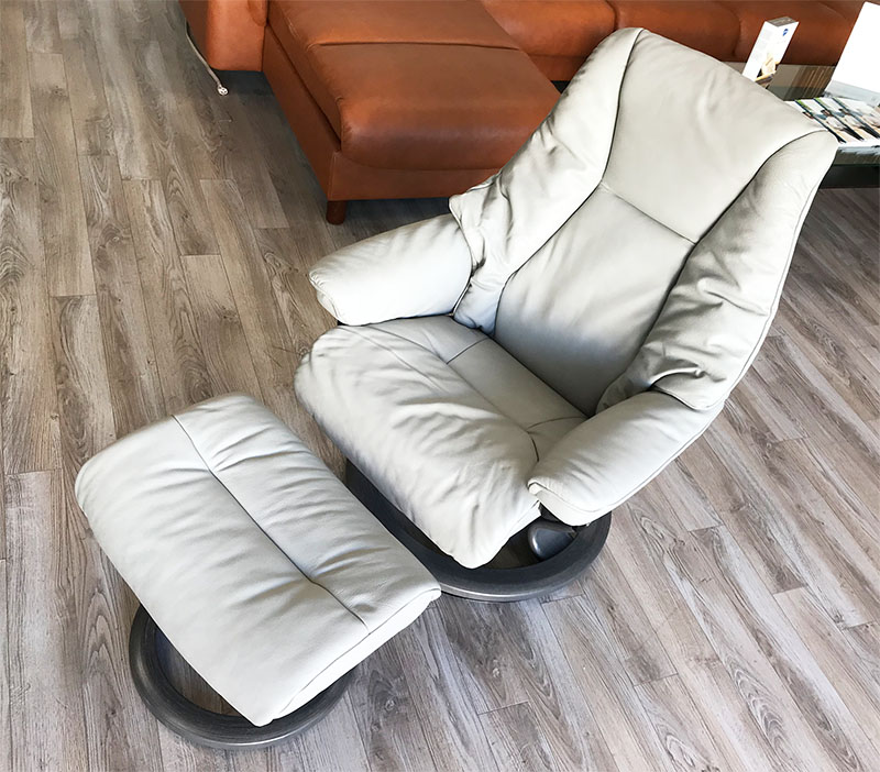 Stressless Live Cori Silver Cloud Leather  Recliner and Ottoman
