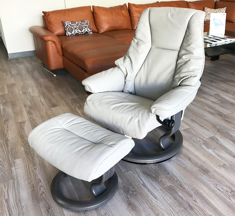 Stressless Live Cori Silver Cloud Leather  Recliner and Ottoman