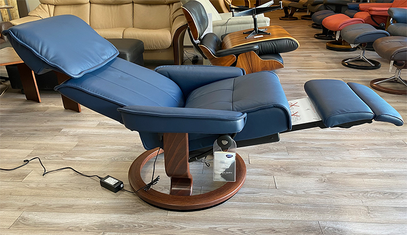 Stressless Admiral Classic Dual Power Foot and Back Paloma Oxford Blue Leather Recliner Chair by Ekornes