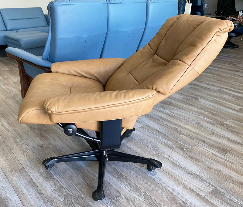 Stressless Mayfair Office Desk Chair Recliner in Paloma Taupe Leather by Ekornes