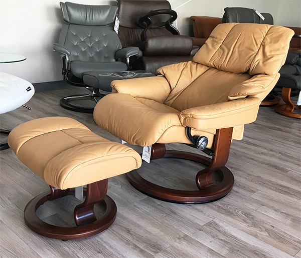 Stressless Reno Paloma Pearl Leather Recliner Chair and Ottoman by Ekornes